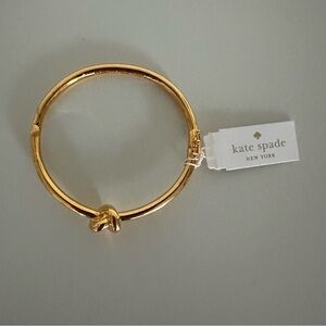 NWT Kate Spade Saliors Knot Bangle Bracelet in Gold Tone Metal